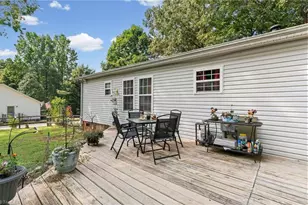 121 Regatta Ln, Mooresville, NC 28115 - Photo 34