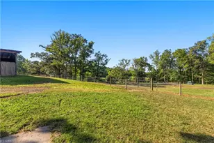 638 Pineville Rd, Mocksville, NC 27028 - Photo 28