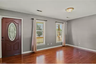 3709 Signet Drive, Winston-Salem, NC 27101 - Photo 4
