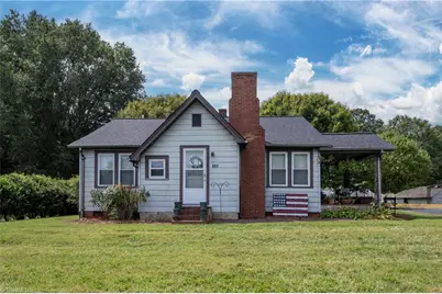 691 Salisbury Street, Mocksville, NC 27028 - Photo 2