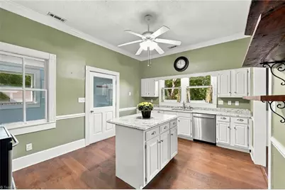 708 W Front Street, Burlington, NC 27215 - Photo 18