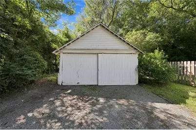 708 W Front Street, Burlington, NC 27215 - Photo 28