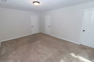 1404 Grantland Pl, Greensboro, NC 27410 - Photo 18