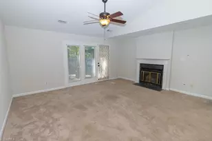 1404 Grantland Pl, Greensboro, NC 27410 - Photo 10
