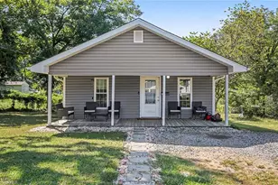 912 Lee St, Asheboro, NC 27203 - Photo 1