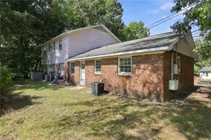 2904 Ingleside Ave, Greensboro, NC 27405 - Photo 2