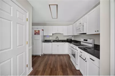 1330 Bayswater Drive, High Point, NC 27265 - Photo 16