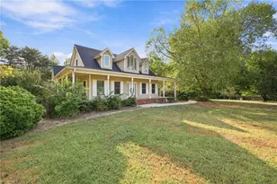 8402 Deer Path Ct, Stokesdale, NC 27357 - Photo 4