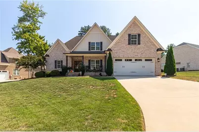 428 Wentworth Drive, Winston-Salem, NC 27107 - Photo 2