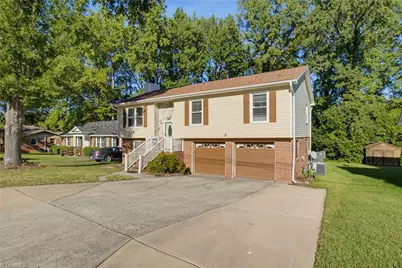 1717 Hannaford Road, Greensboro, NC 27401 - Photo 2
