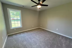 2934 S Stratford Rd, Winston-Salem, NC 27103 - Photo 16