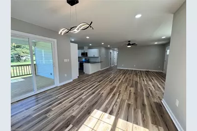 2934 S Stratford Road, Winston-Salem, NC 27103 - Photo 10