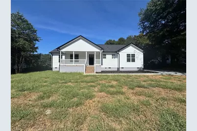 2934 S Stratford Road, Winston-Salem, NC 27103 - Photo 2