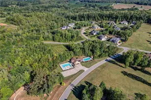 8105 Rogers Ct, Greensboro, NC 27455 - Photo 38