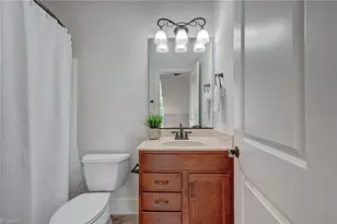8105 Rogers Ct, Greensboro, NC 27455 - Photo 26