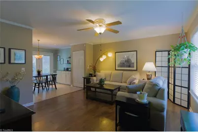 331 Quintas Avenue, Burlington, NC 27215 - Photo 6