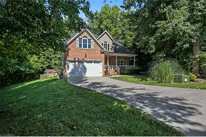 5116 Ivy Trace Court, Clemmons, NC 27012 - Photo 2
