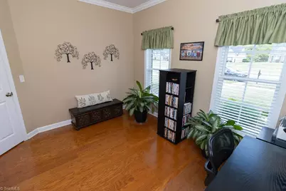 1430 Crestlawn Trail, Pfafftown, NC 27040 - Photo 16