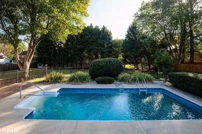 4302 Oak Hollow Drive, High Point, NC 27265 - Photo 30