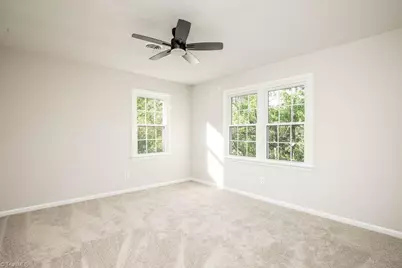 4302 Oak Hollow Drive, High Point, NC 27265 - Photo 20