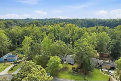 2409 Shelia Drive, Greensboro, NC 27406 - Photo 32