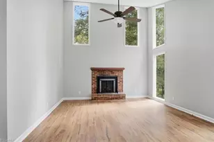 2409 Shelia Dr, Greensboro, NC 27406 - Photo 6
