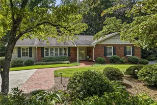 311 Pineridge Dr, Winston-Salem, NC 27104 - Photo 2