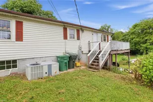 862 Country Club Dr, State Road, NC 28676 - Photo 24