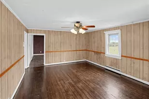 862 Country Club Dr, State Road, NC 28676 - Photo 6