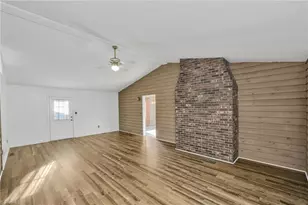 196 Lewis Fork Dr, Wilkesboro, NC 28697 - Photo 28