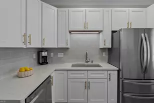 4709 Towne Ridge Dr, Greensboro, NC 27455 - Photo 8