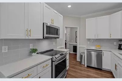 4709 Towne Ridge Drive, Greensboro, NC 27455 - Photo 10