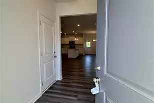 4020 Beckton Trl, Greensboro, NC 27282 - Photo 2
