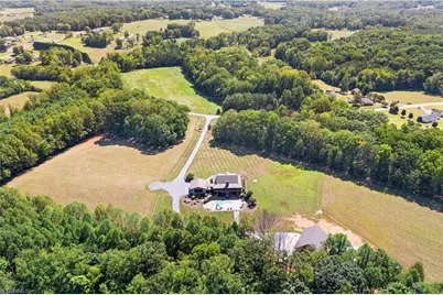 151 Farm Side Lane, Pilot Mountain, NC 27041 - Photo 12