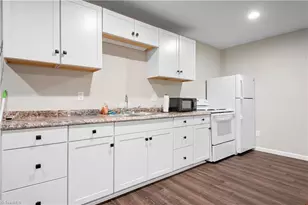 151 Farm Side Ln, Pilot Mountain, NC 27041 - Photo 38