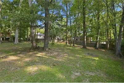 3514 Fox Place, Greensboro, NC 27408 - Photo 40