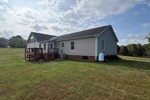 1017 Mt Zion Rd, Pinnacle, NC 27043 - Photo 6