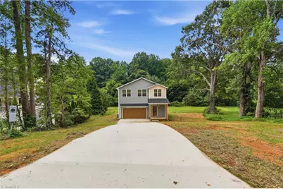 604 Sharon Drive, Statesville, NC 28625 - Photo 4