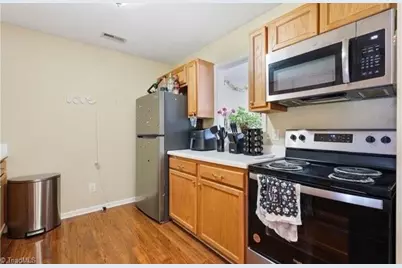 903 Hanahan Court #2A, Greensboro, NC 27409 - Photo 2