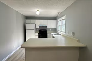1802 Bristol Rd, Greensboro, NC 27406 - Photo 12