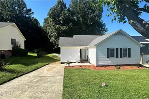 1802 Bristol Rd, Greensboro, NC 27406 - Photo 4