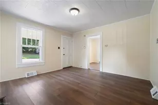 239 Craft Dr, Winston-Salem, NC 27105 - Photo 8