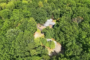 2036 E Pine St, Mount Airy, NC 27030 - Photo 8