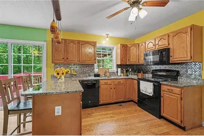 215 Blakes Court, Thomasville, NC 27360 - Photo 16