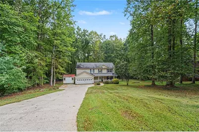 215 Blakes Court, Thomasville, NC 27360 - Photo 8