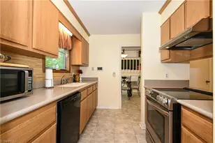 2311 Oakcliffe Dr, Kernersville, NC 27284 - Photo 14