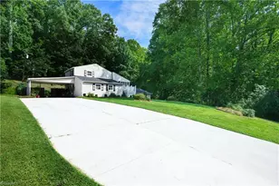 2311 Oakcliffe Dr, Kernersville, NC 27284 - Photo 36