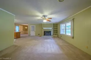 5160 Nicole Rd, Kernersville, NC 27284 - Photo 4