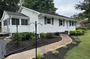 902 Elmhurst St, Winston-Salem, NC 27127 - Photo 2
