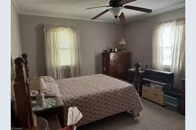 902 Elmhurst Street, Winston-Salem, NC 27127 - Photo 10